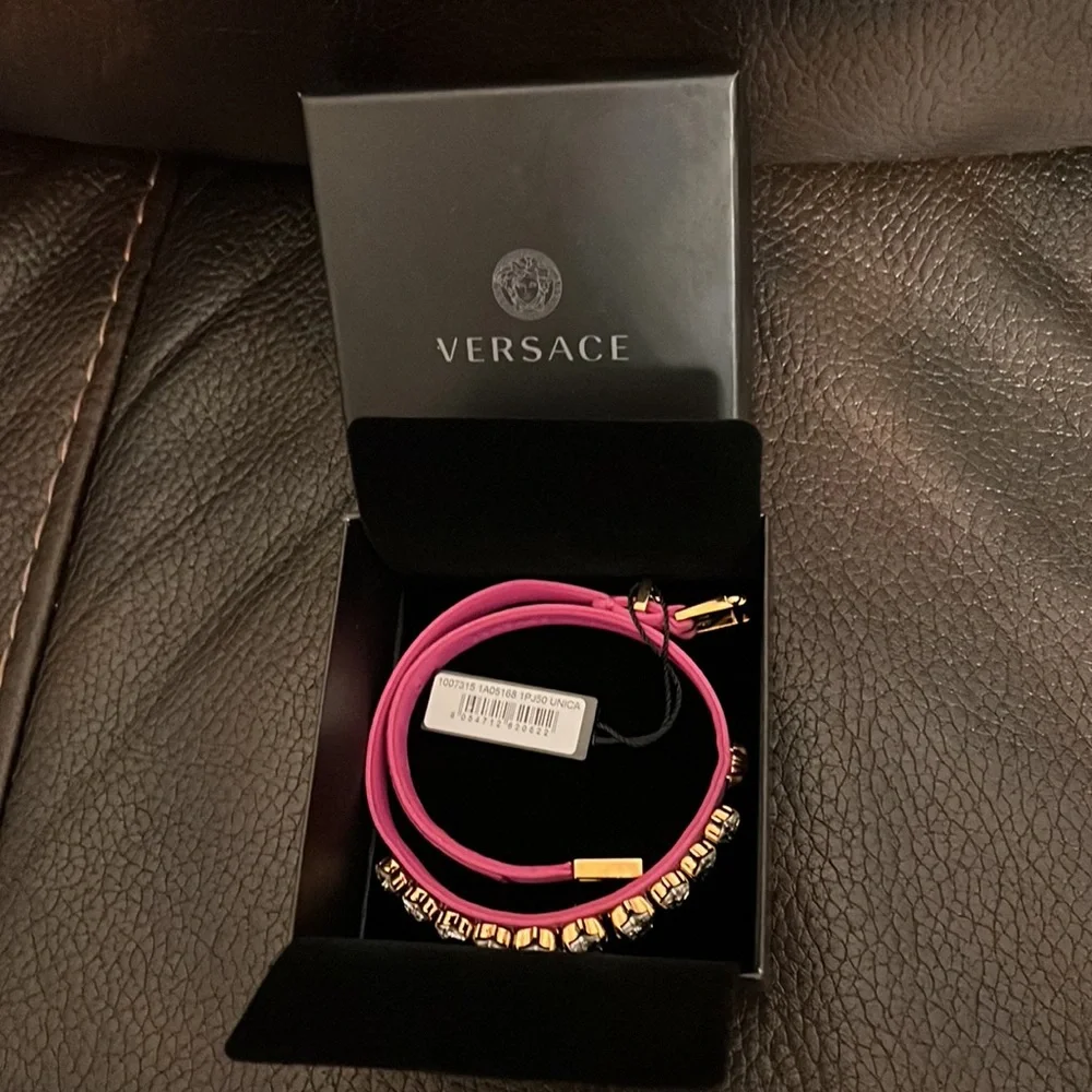 Versace women’s satin silk leather heart shaped crystals chocker necklace NEW - Picture 14 of 14